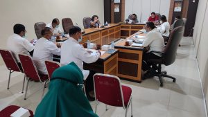 Read more about the article KOMISI DI DPRD GELAR RAPAT BERSAMA DENGAN MITRA KERJA