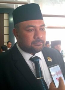Read more about the article Gas Melon Langka, Dewan Sanggau Soroti Permainan Oknum Nakal Ditingkat Bawah