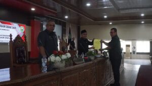 Read more about the article Paripurna DPRD, Seluruh Fraksi Sampaikan Pandangan Umum Terkait Tiga Raperda Usulan Eksekutif Tahun 2026